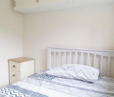 Apartment for rent, Royal Canal Terrace (Dublin City, Ireland) - Photo 5