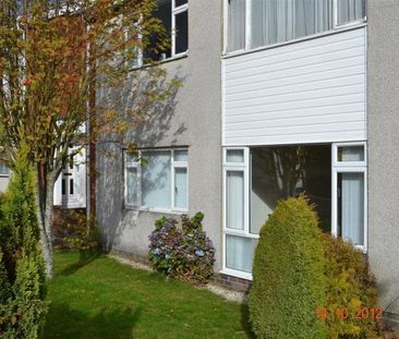 Rowanhill Place, Kilmarnock - Photo 2