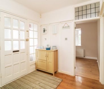 4 bedroom semi-detached house to rent - Photo 5