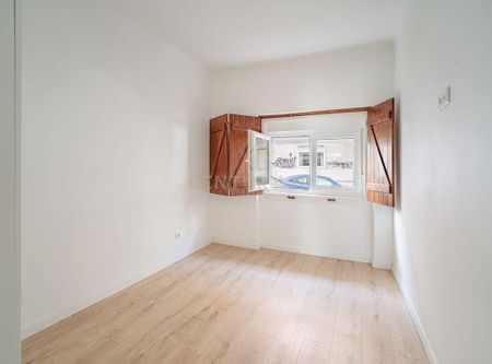 Almada, Setúbal Municipality - Photo 4