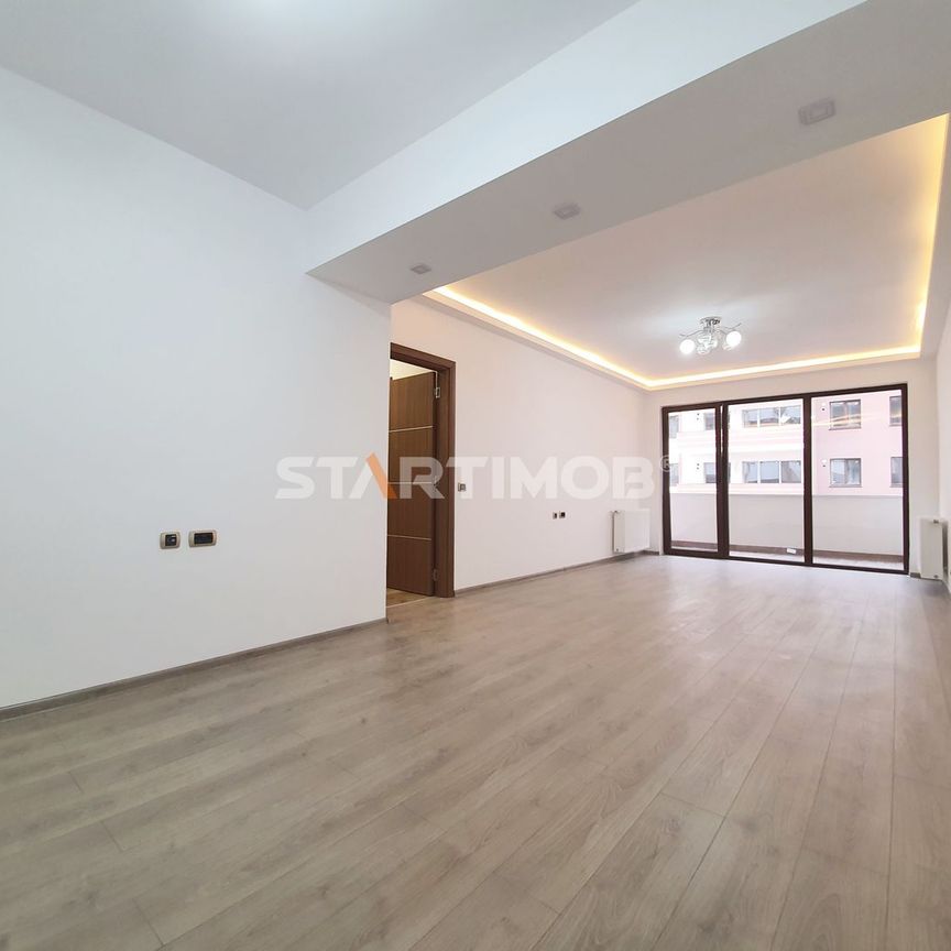 Apartament doua camere Isaran Residence cu parcare - Photo 1