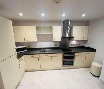 Pelican House, West Street, Newbury, RG14 - Photo 2