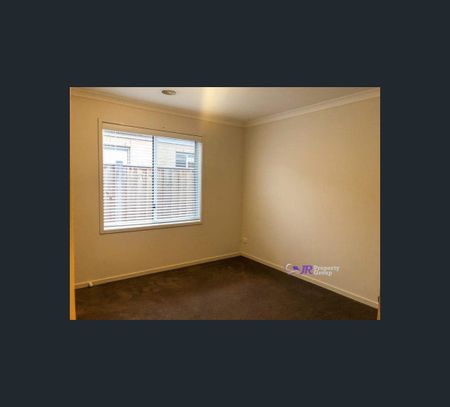 23 Statesman Way, Point Cook, Vic 3030 - Photo 5