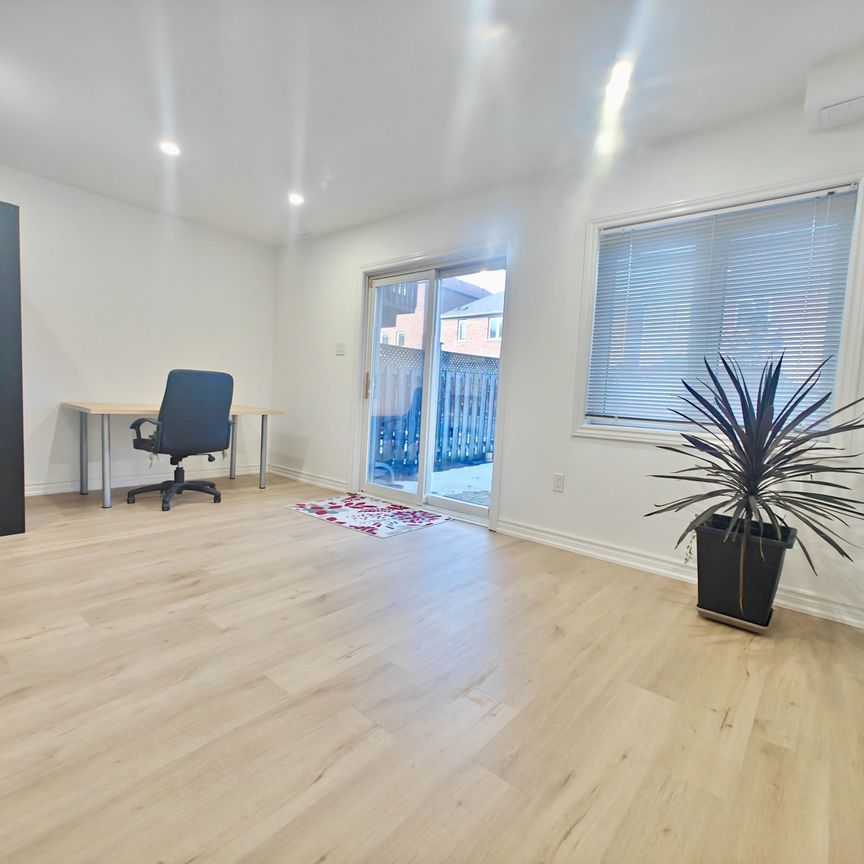 For Lease - 149 Sassafras Circle, Vaughan, Ontario - Photo 1
