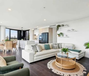 Broadbeach - Photo 3