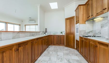 8 Bevington Court - Photo 2