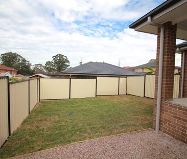 STUNNING NEAR NEW BRICK VENEER HOUSE - Photo 5