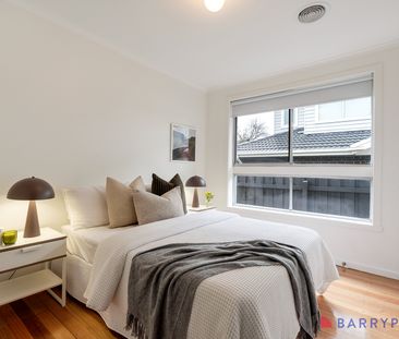Freshly Painted 2-bedroom Unit With Private Courtyard! - Photo 6