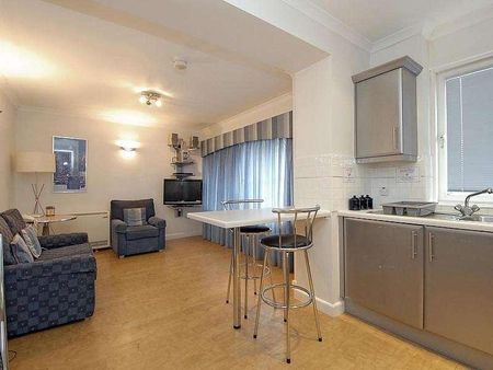 Abbey Hall, Reading, Reading, RG1 - Photo 4