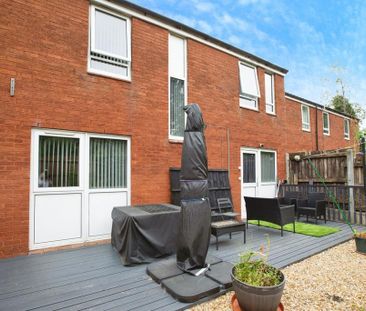 3 bedroom house to rent - Photo 2