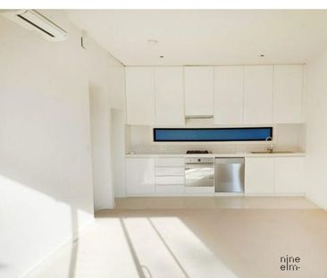 8 Yellow Box Lane, Burwood VIC 3125 - Townhouse For Rent | Domain - Photo 2