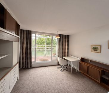 4 BED Apartment To rent - Photo 1
