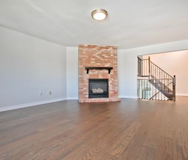 For Lease - 22 Taos Court, Richmond Hill, Ontario - Photo 2