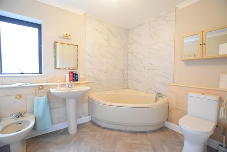 Spencer Close, London N3 - Photo 4