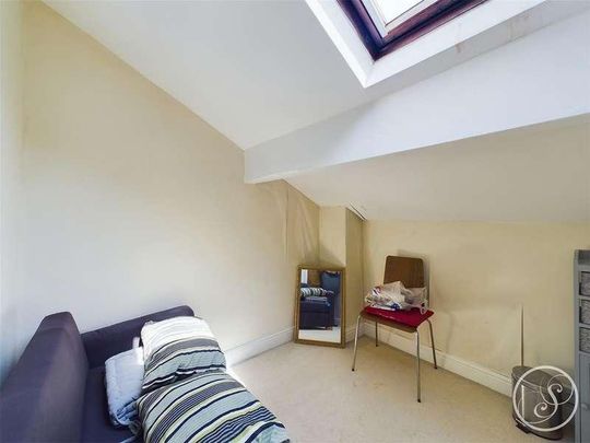 Pasture Terrace, Leeds, LS7 - Photo 1