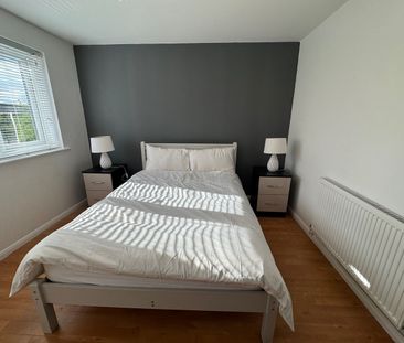 1 Bed Flat, Fenman Gardens, IG3 - Photo 6