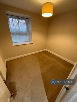 2 bedroom maisonette to rent - Photo 1