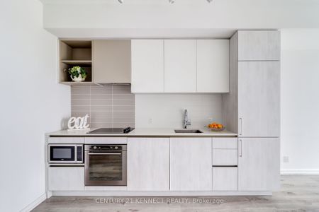 For Lease - 1000 Portage Parkway Unit# 3006, Vaughan, Ontario - Photo 2