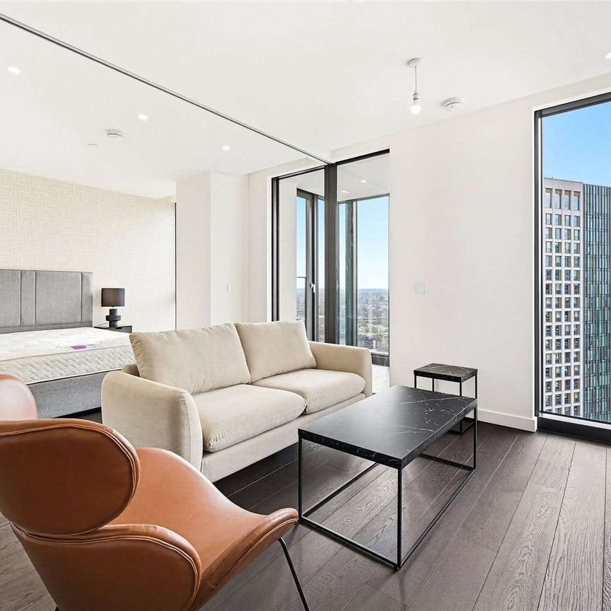 Studio apartment located in the sought after Damac Tower. - Photo 1