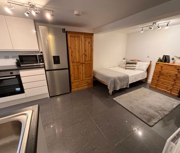 Studio, 49 Lower Ford Street – Student Accommodation Coventry - Photo 1