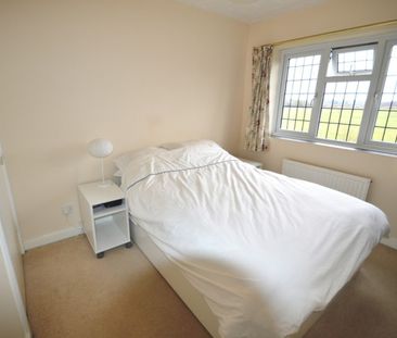 2 bedroom Cluster House - STIRLING WAY, WELWYN GARDEN CITY - Photo 1