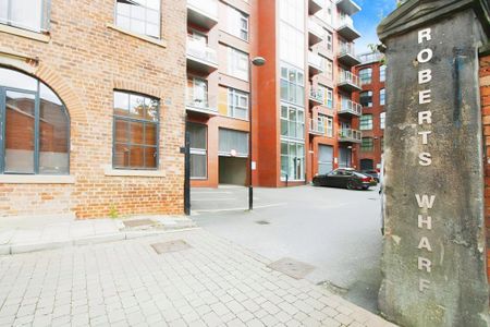 2 bedroom flat to rent - Photo 3