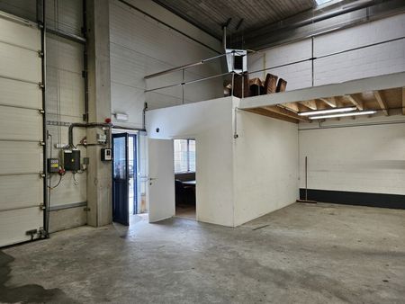 Ruime bedrijfsruimte van ca. 220m² te Turnhout - Photo 5