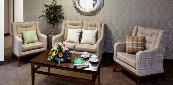 2 bedroom retirement property to rent - Photo 2