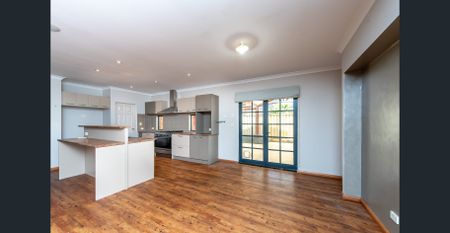 Spacious Family Home with Character and Comfort - Photo 5