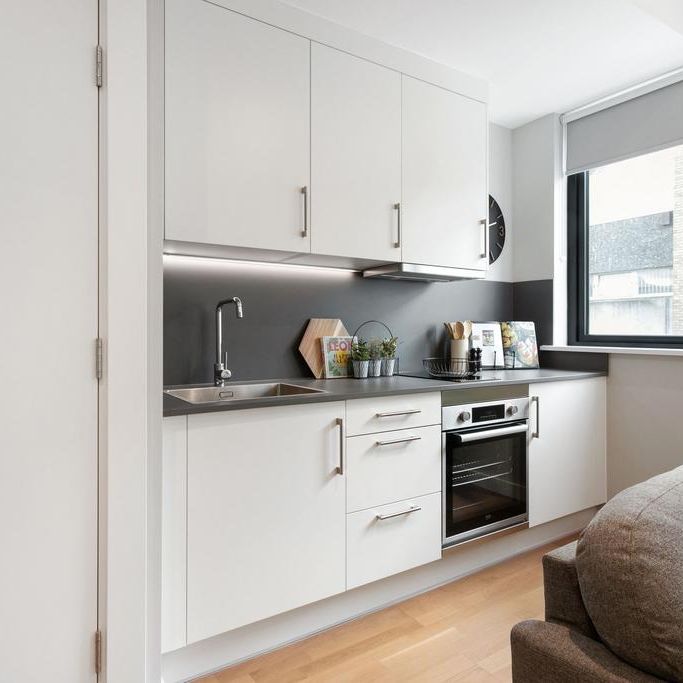 Flat to rent - Photo 1