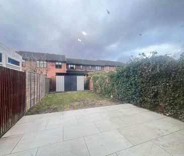 Thrush Green, Harrow, HA2 - Photo 6