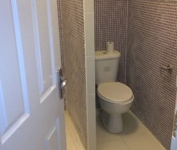 1 Bed Flat, Oakley Lodge, SE6 - Photo 4