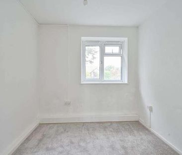Chobham Gardens, Southfields, SW19 - Photo 3