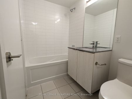 For Lease - 158 Front Street Unit# 2017, Toronto, Ontario - Photo 2