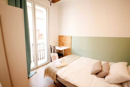 Carrer del Poeta Cabanyes, Barcelona, Catalonia 08004 - Photo 3