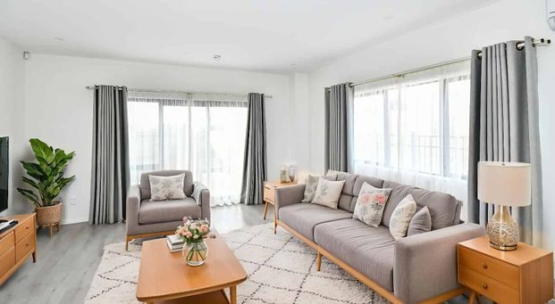 One Week Rent Free - Photo 1