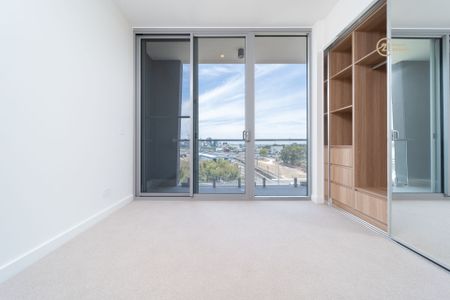 Apartment with City Views @ $780 Per Week - Photo 2