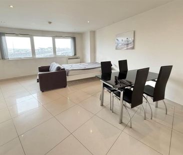 3-05 The Obel, 62 Donegall Quay, Belfast, BT1 3NG - Photo 2
