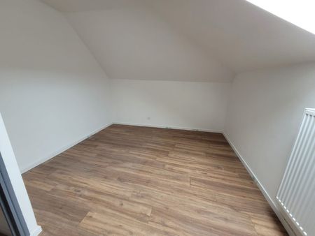 Location Appartement 3 pièces 49m² AVION 62210 - Photo 2