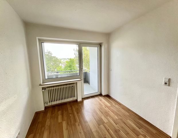 FAMILIEN AUFGEPASST!! Großzügige 4 Zimmer Wohnung in WARSTEIN-BELECKE - Photo 1