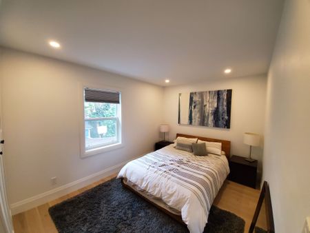 For Lease - 270 Glebeholme Boulevard, Toronto, Ontario - Photo 4