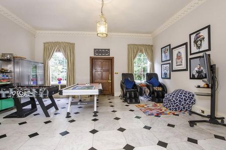 6 bedroom detached house to rent - Photo 2