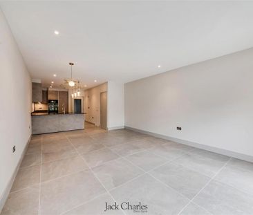 2 bedroom terraced house to rent - Photo 3