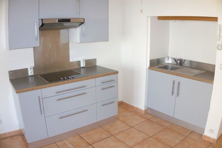 Location Appartement 2 pièces 32m² AIX EN PROVENCE 13100 - Photo 3