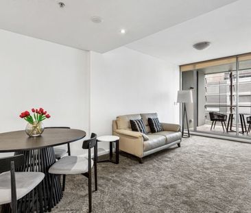 BEAUTIFUL ONE BEDROOM + STUDY ON KING STREET WHARF | Furnished - Photo 2