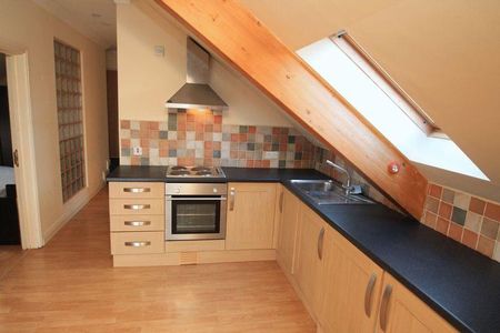 1 bedroom apartment to rent - Photo 2