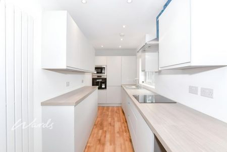 3 bedroom terraced house to rent - Photo 5