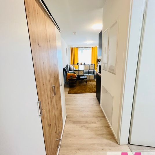 Hochwertig möbliertes Neubauapartment im Seetor City Campus - Photo 1