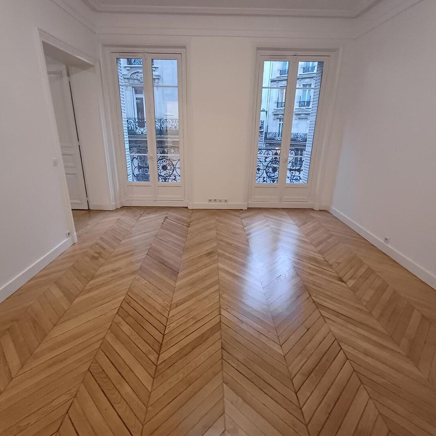 location Appartement F5 DE 149.7m² À PARIS - Photo 1