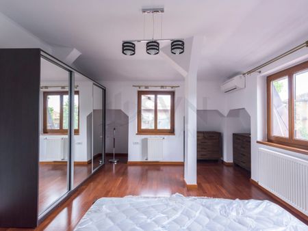 Apartament 2 Camere in Vila Complet Revovata - Photo 4